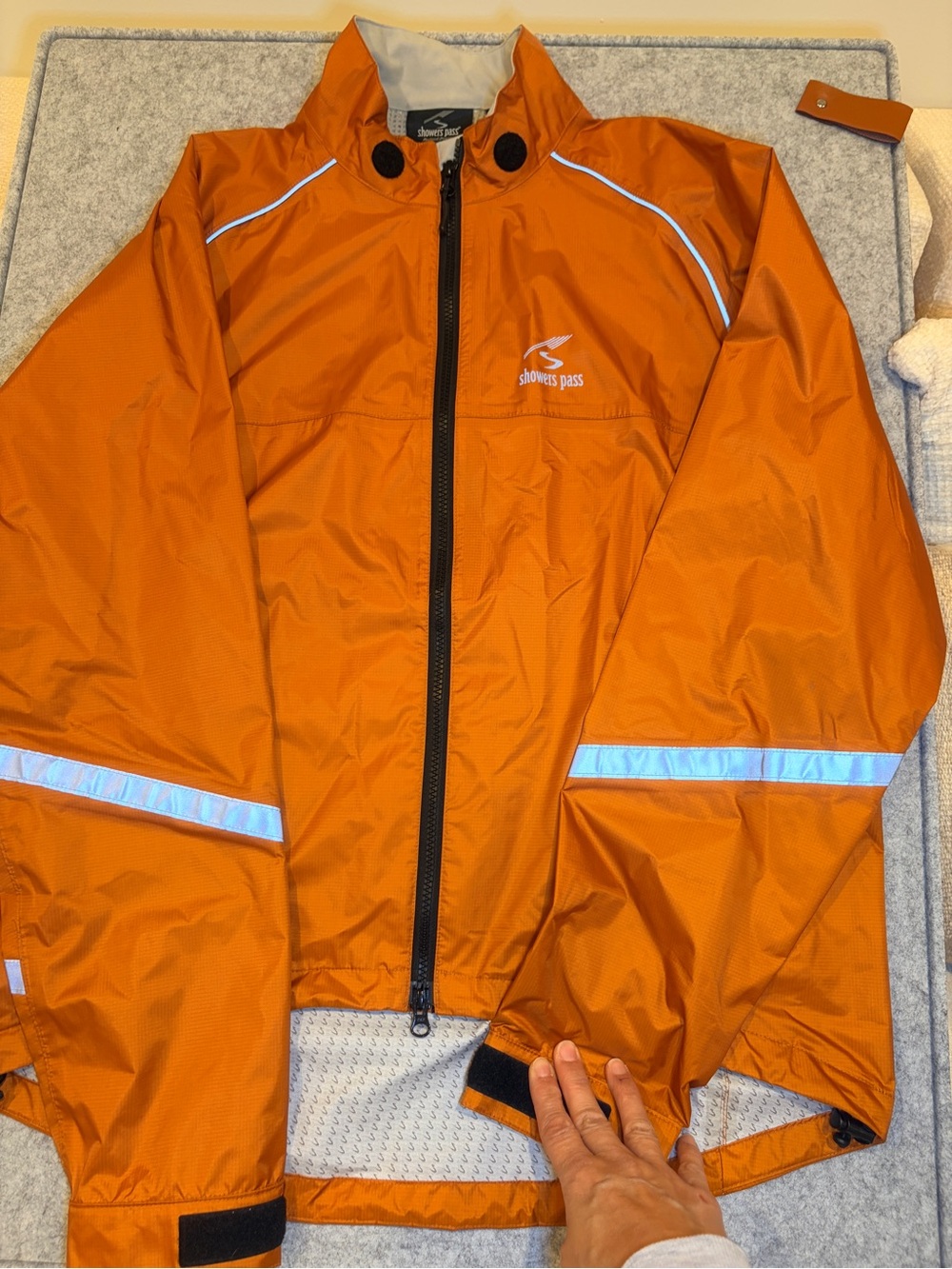 Showers Pass Men's Orange Waterproof Cycling Jacket M, perfect for commuting!
